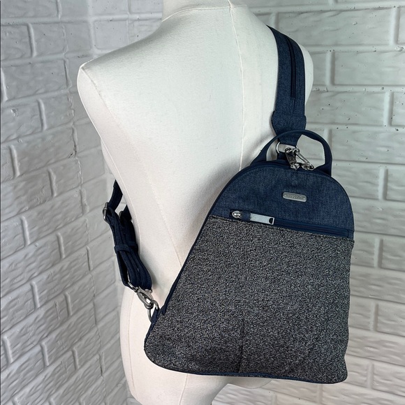 BAGGALLINI ANTI THEFT DENIM AND KNIT TRAVEL CONVERTIBLE BACKPACK SLING BAG RFID - Picture 5 of 14
